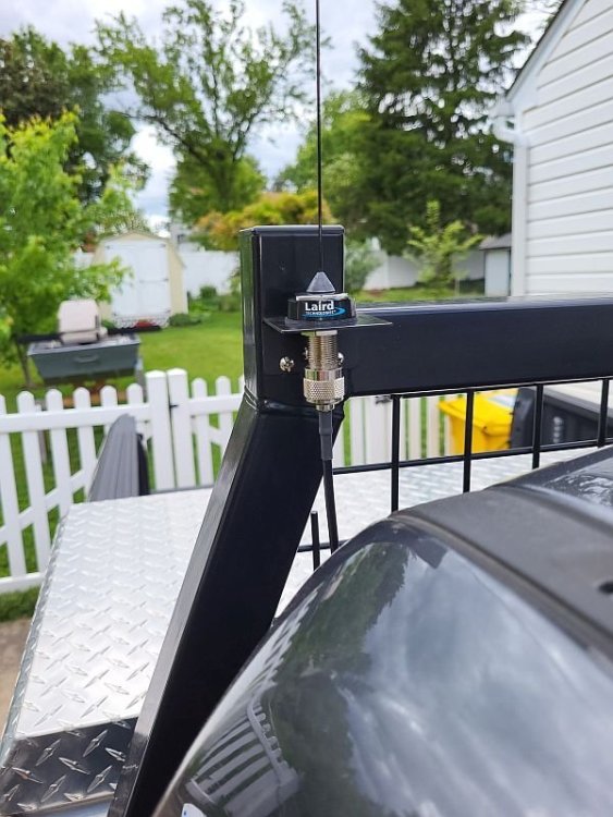 TruckAntenna01.thumb.jpg.7cb7c6e14ba8232e36e07ca9922d0fc8.jpg